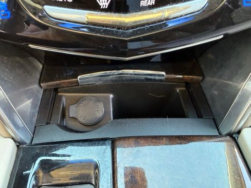 Used 2013 Cadillac XTS Premium FWD image 45