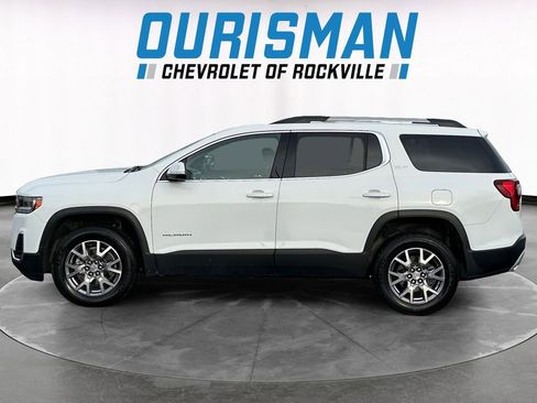 Used 2022 GMC Acadia SLT w/ LPO, Floor Liner Package image 3