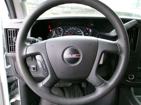 Used 2020 GMC Savana 2500 w/ Driver Convenience Package RWD image 18