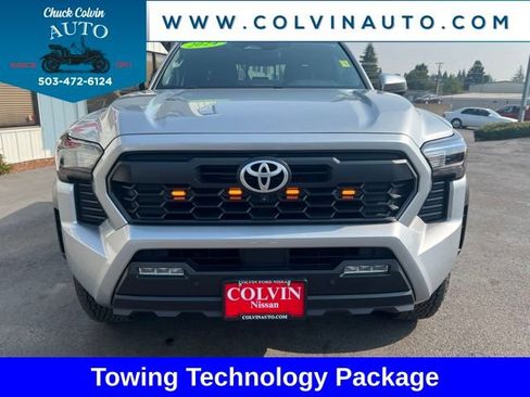 Used 2024 Toyota Tacoma TRD Off-Road w/ TRD Off Road Premium Package AWD/4WD image 3