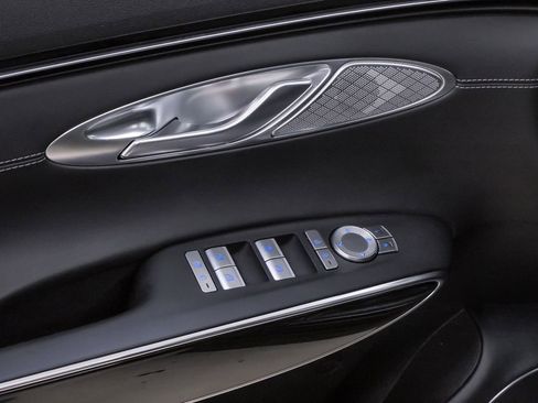 Certified 2023 Genesis GV70 2.5T AWD/4WD image 25