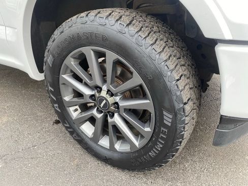 Used 2018 Ford F150 XLT w/ Equipment Group 302A Luxury AWD/4WD image 30