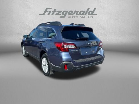 Used 2018 Subaru Outback 2.5i Premium AWD/4WD image 5