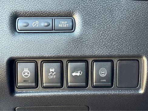 Used 2019 Nissan Murano Platinum image 11