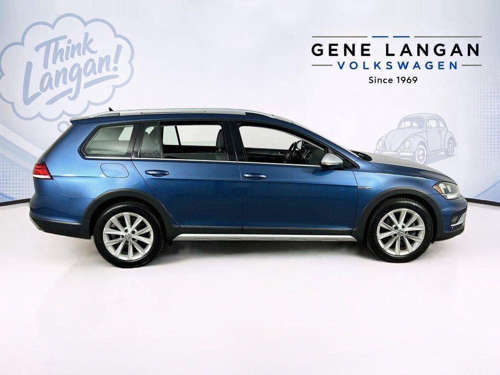 Used 2018 Volkswagen Golf Alltrack SE AWD/4WD image 4