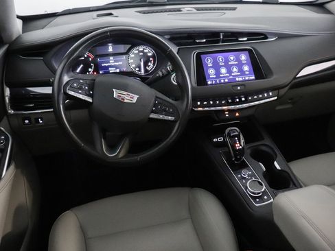 Used 2023 Cadillac XT4 Luxury image 23