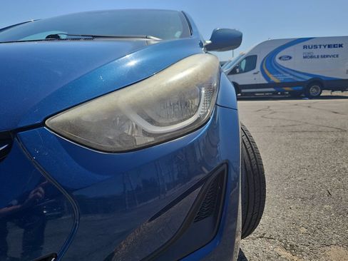 Used 2014 Hyundai Elantra SE FWD image 27