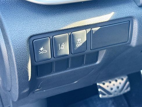 New 2025 Mitsubishi Eclipse Cross ES image 10