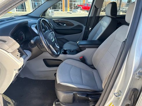 Used 2018 GMC Terrain SLE image 5