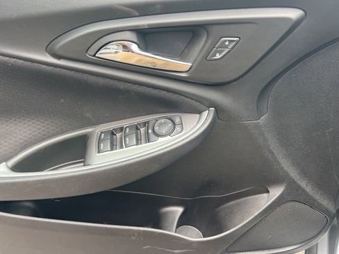 Used 2024 Chevrolet Malibu LT image 24