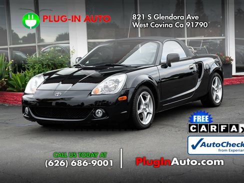 Used 2005 Toyota MR2 image 7