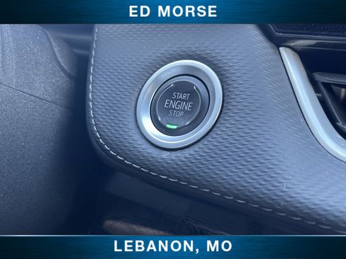 Used 2025 Chevrolet Equinox LT AWD/4WD image 16