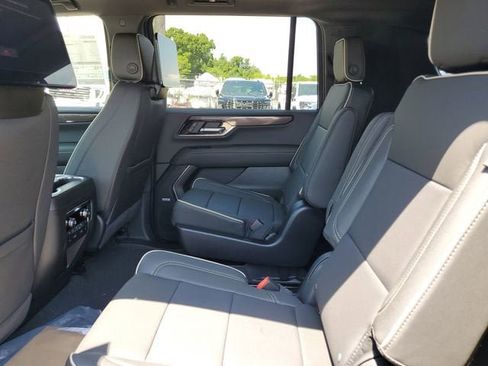 New 2026 GMC Yukon XL Elevation AWD/4WD image 11