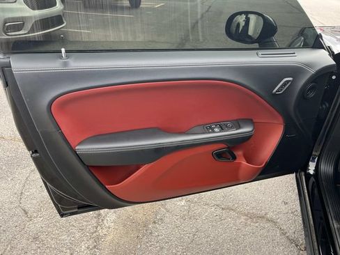 Used 2023 Dodge Challenger SRT Hellcat RWD image 17
