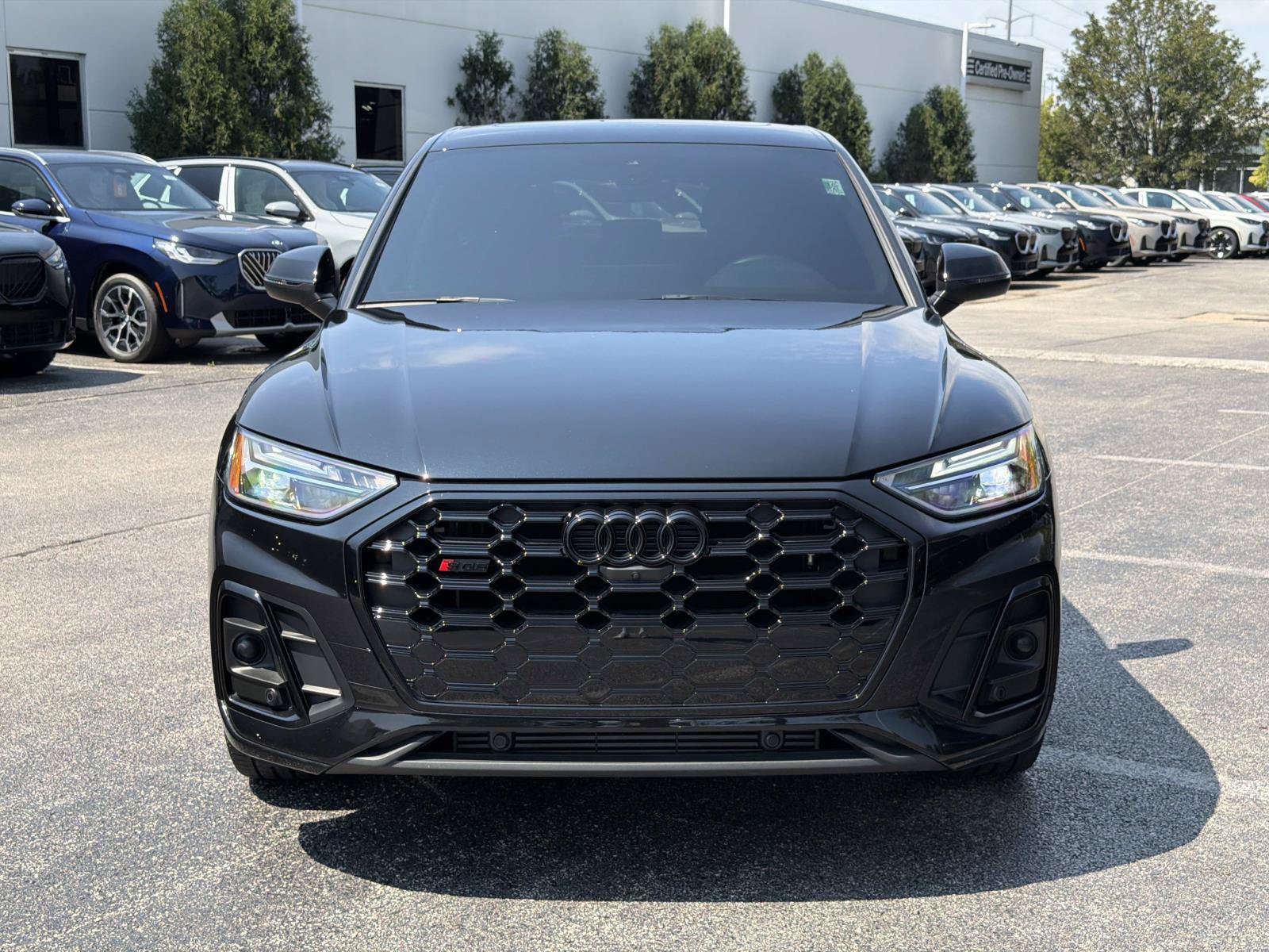 Used 2024 Audi SQ5 Premium Plus w/ S Sport Package AWD/4WD image 3