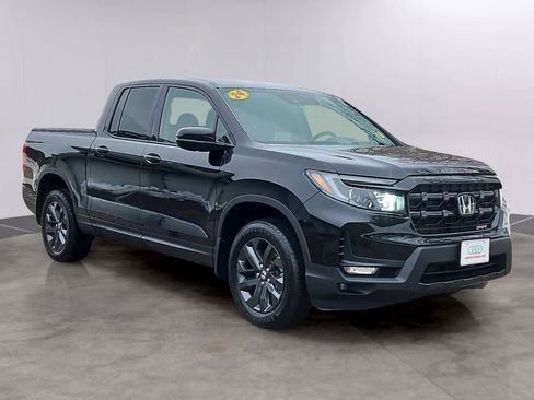 Used 2024 Honda Ridgeline Sport image 12