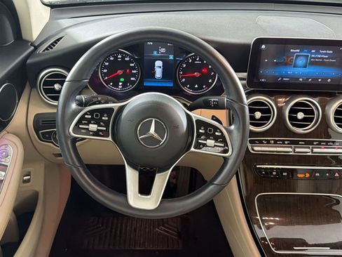 Used 2021 Mercedes-Benz GLC 300 image 17