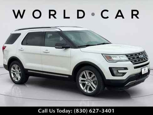 Used 2016 Ford Explorer XLT w/ Equipment Group 202A image 1