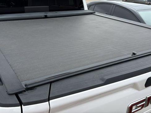 Used 2020 GMC Sierra 1500 AT4 w/ AT4 Premium Package image 8