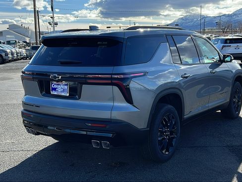 New 2026 Chevrolet Traverse LT w/ Midnight/Sport Edition image 5