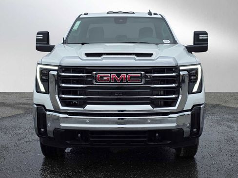New 2026 GMC Sierra 2500 SLE w/ SLE Value Package; AWD/4WD image 8