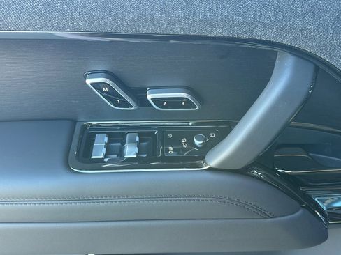 New 2026 Land Rover Range Rover Sport Dynamic SE AWD/4WD image 14