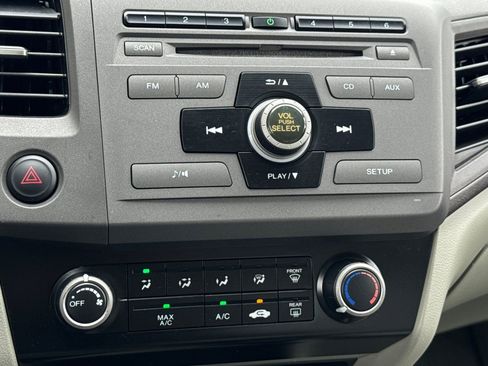 Used 2012 Honda Civic LX image 18