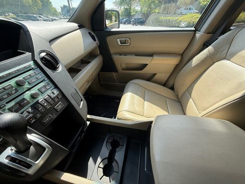 Used 2011 Honda Pilot EX-L image 31
