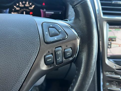 Used 2015 Lincoln MKX FWD w/ Equipment Group 102A image 41