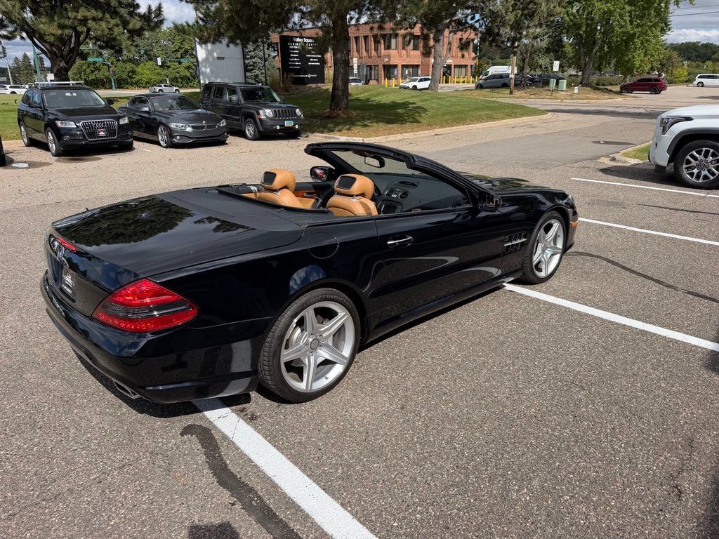Used 2012 Mercedes-Benz SL 550 image 10