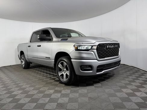 Certified 2025 RAM 1500 Tradesman AWD/4WD image 3