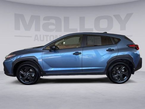 Used 2024 Subaru Crosstrek 2.0i AWD/4WD image 2