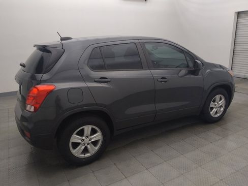 Used 2020 Chevrolet Trax LS FWD image 10