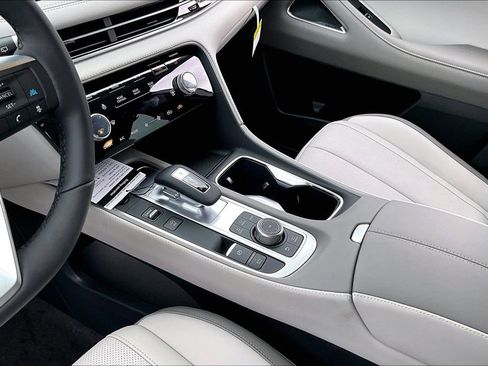 New 2026 INFINITI QX60 Luxe w/ Cargo Package FWD image 11