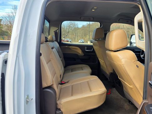 Used 2017 GMC Sierra 3500 Denali w/ Duramax Plus Package AWD/4WD image 32