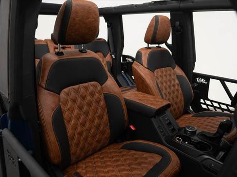 Used 2025 Ford Bronco 4-Door AWD/4WD image 42