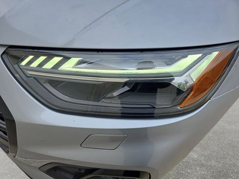 Used 2023 Audi SQ5 Prestige image 30