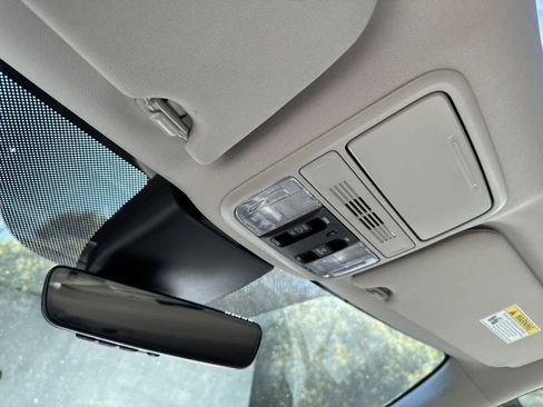 New 2025 Honda Odyssey EX-L image 30