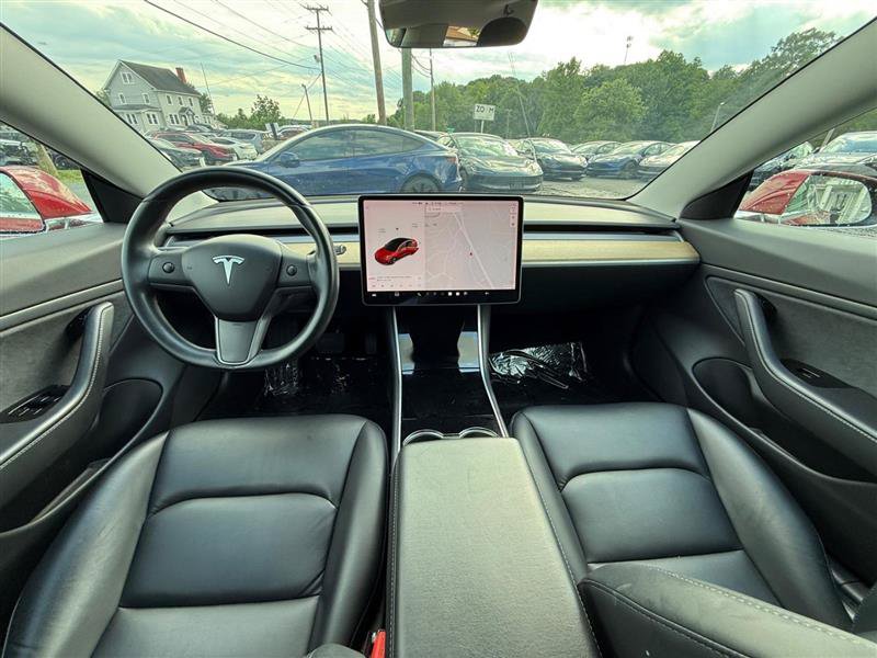 Used 2018 Tesla Model 3 Long Range RWD image 11