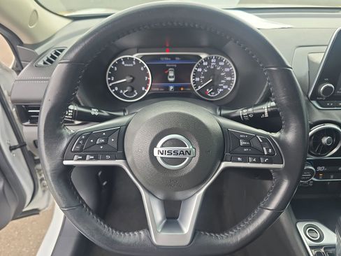 Used 2020 Nissan Sentra SV w/ Electronics Package image 16