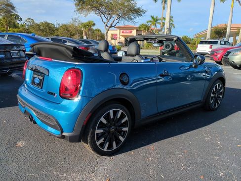 Used 2024 MINI Cooper S image 4