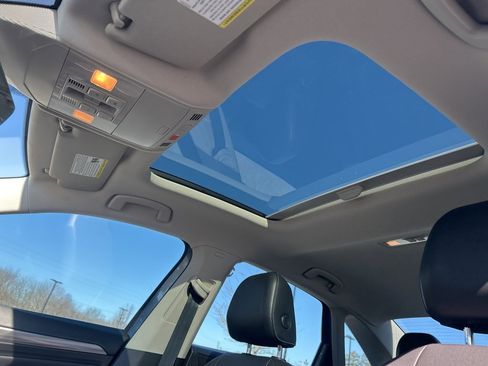 Used 2020 Volkswagen Jetta SEL image 10