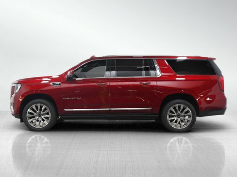 Used 2024 GMC Yukon XL Denali w/ Denali Reserve Package AWD/4WD image 2