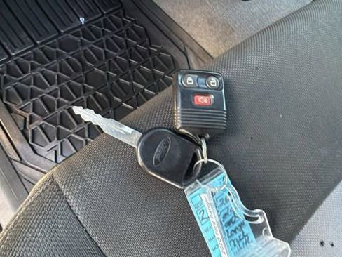 Used 2010 Ford Ranger XLT image 28