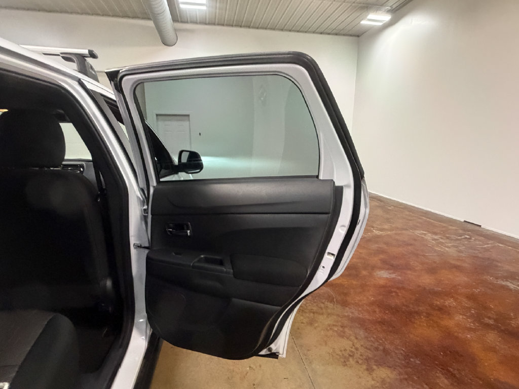 Used 2024 Mitsubishi Outlander Sport AWD image 60