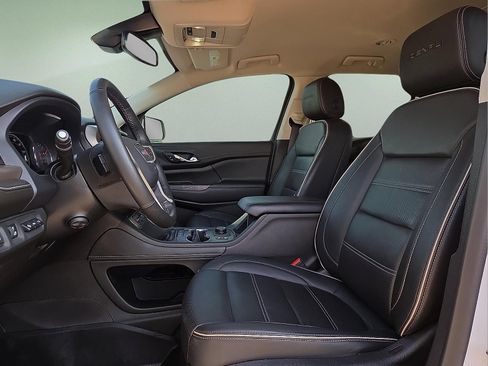 Used 2023 GMC Acadia Denali FWD image 15