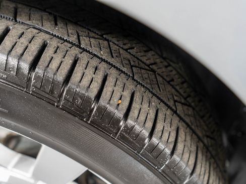 Used 2011 Mercedes-Benz GLK 350 4MATIC image 26