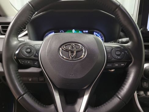 Used 2023 Toyota RAV4 XLE Premium AWD/4WD image 18