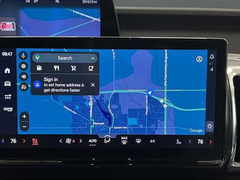 Used 2025 Ford Expedition Platinum w/ Driver's Package image 19