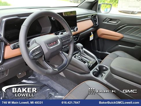 New 2025 GMC Canyon AT4 image 15